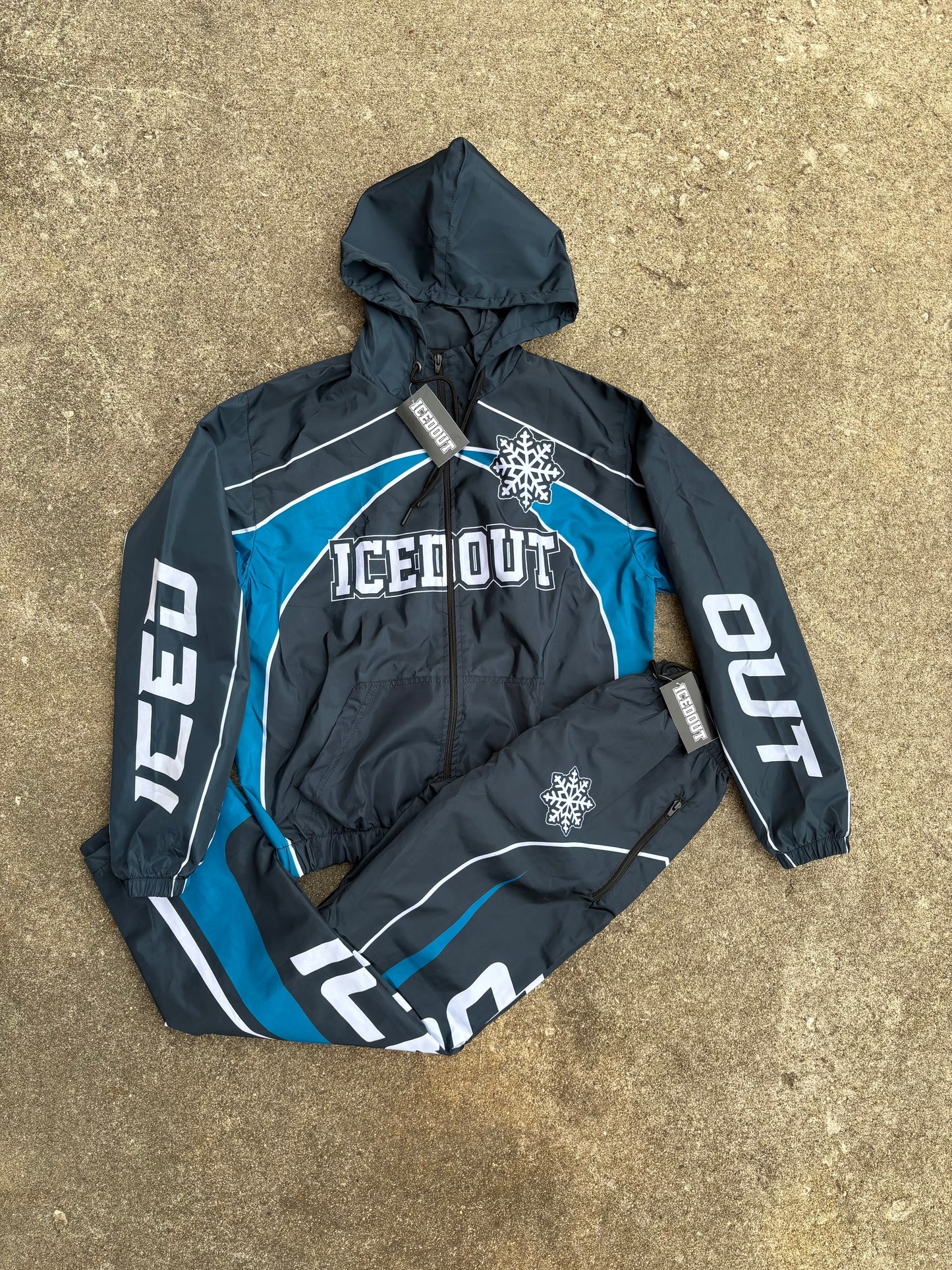 ICEDOUT WINDBREAKER (BLACK)